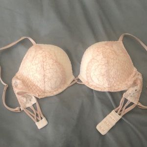 Victoria Secret Bombshell bra size 32C